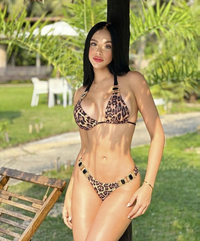 konyaescortsinem-1 Konya Escort Sinem Konya Arayışınıza Artık Son Verdiriyorum